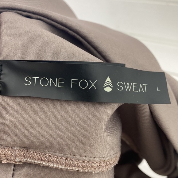 Stone Fox Sweat Twist Front Sports Bra Size Large - Picture 2 of 4